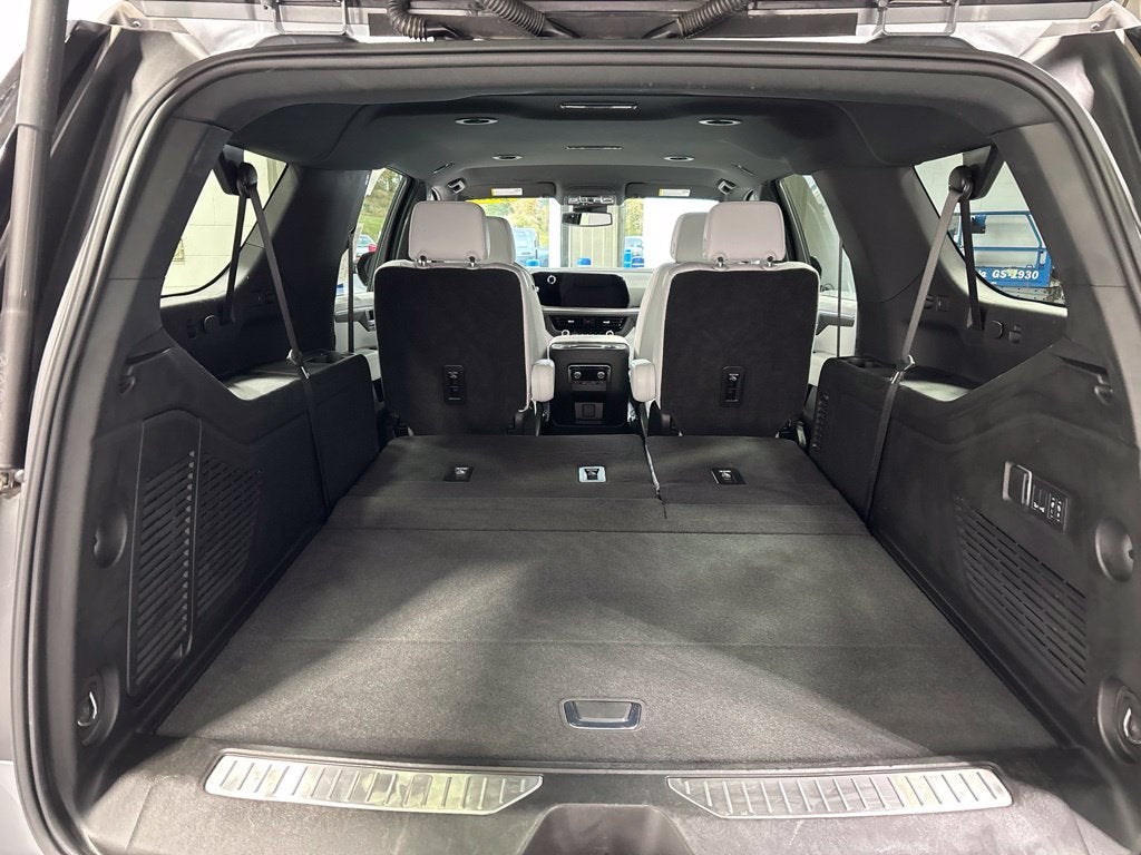 2026 Chevrolet Suburban Premier, 4WD