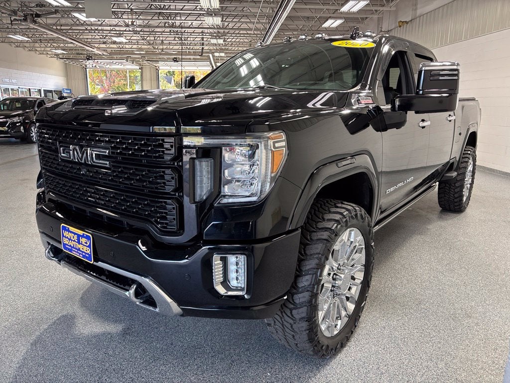 2020 GMC Sierra 2500HD 4WD Crew Cab Standard Bed Denali