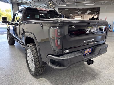 2020 GMC Sierra 2500HD 4WD Crew Cab Standard Bed Denali
