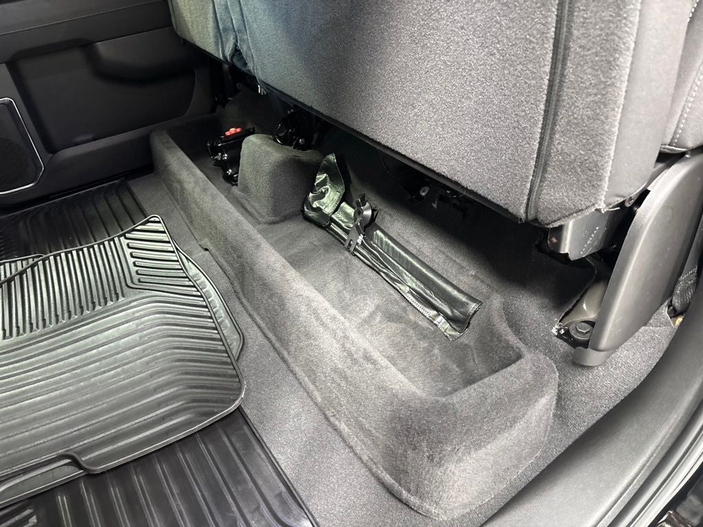 2024 GMC Sierra 1500 4WD Crew Cab Short Box Elevation with 3VL