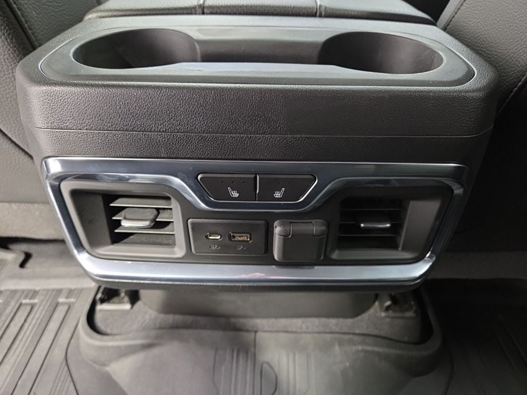 2020 GMC Sierra 1500 4WD Crew Cab Short Box Denali
