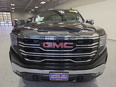 2023 GMC Sierra 1500 4WD Crew Cab Short Box SLT