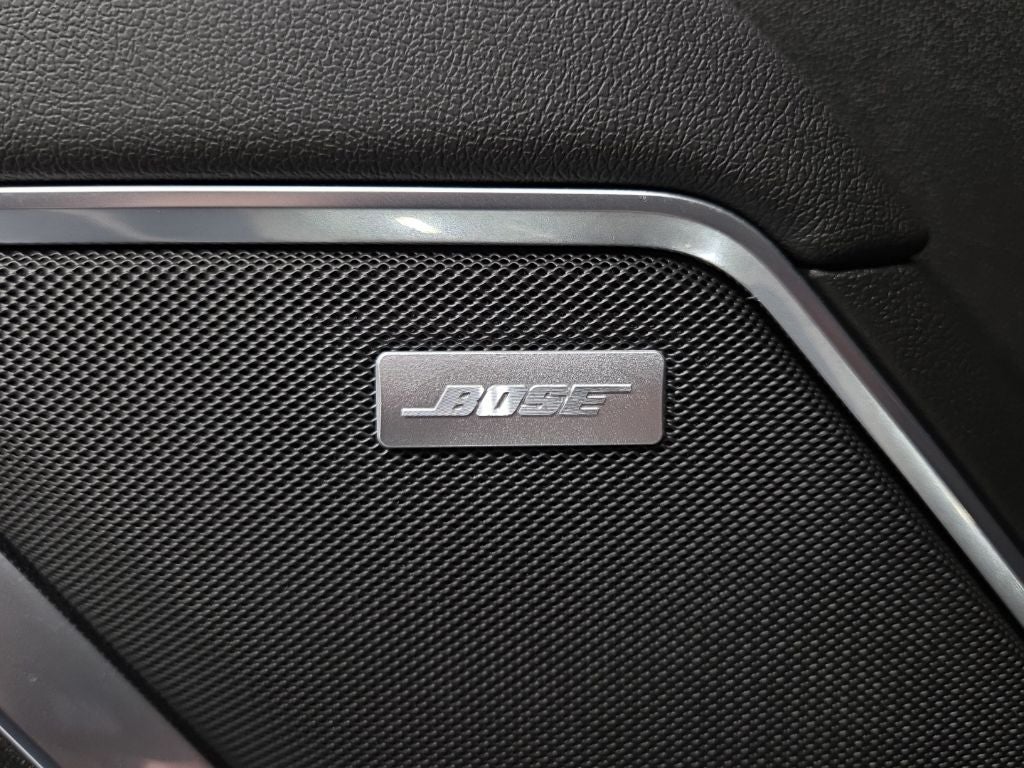 2023 GMC Sierra 1500 4WD Crew Cab Short Box SLT