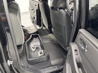 2024 Nissan Frontier Crew Cab PRO-4X 4x4