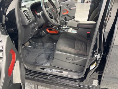 2024 Nissan Frontier Crew Cab PRO-4X 4x4