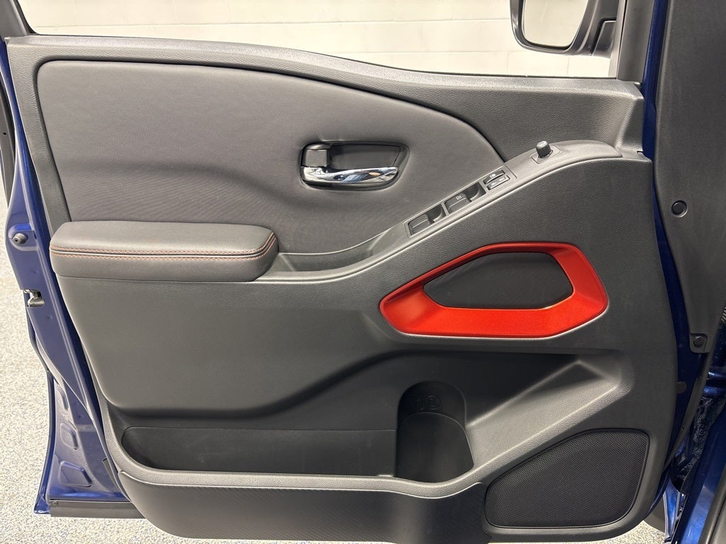 2023 Nissan Frontier Crew Cab PRO-4X 4x4