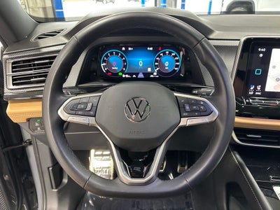2026 Volkswagen Atlas Cross Sport SEL R-Line Black