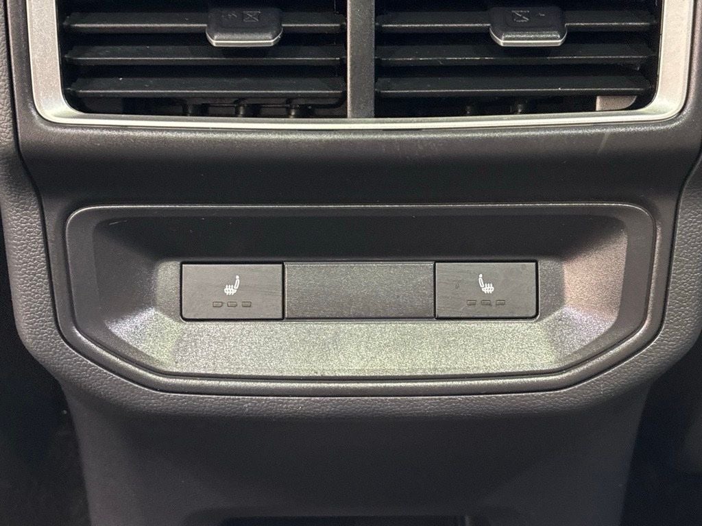 2026 Volkswagen Atlas Cross Sport SEL R-Line Black
