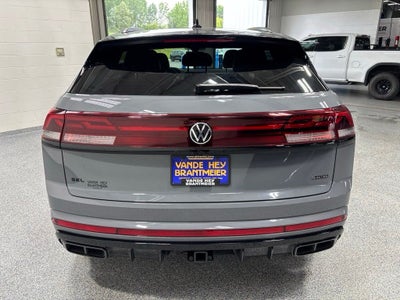 2026 Volkswagen Atlas Cross Sport SEL R-Line Black