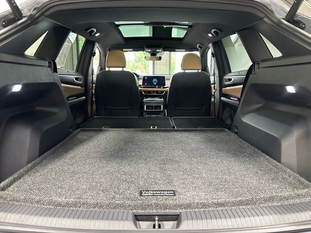 2026 Volkswagen Atlas Cross Sport SEL R-Line Black