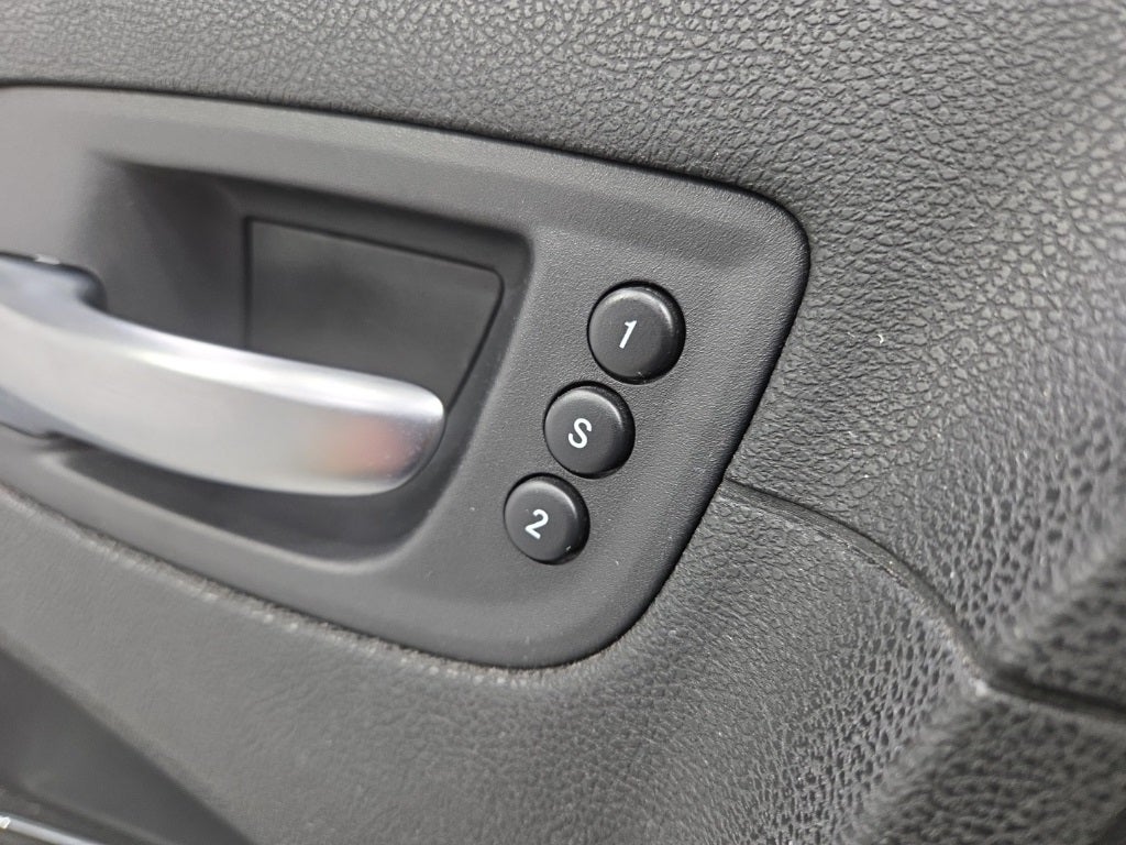 2023 Chrysler 300 Touring L AWD