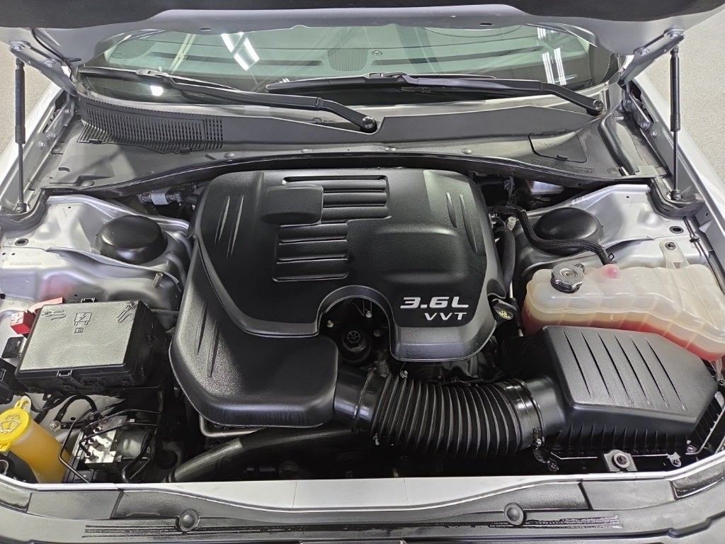 2023 Chrysler 300 Touring L AWD