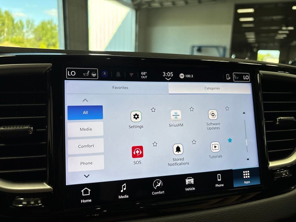 2026 Chrysler Pacifica Select