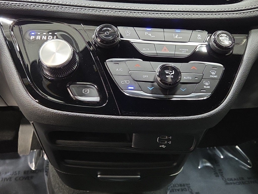 2026 Chrysler Pacifica PACIFICA SELECT