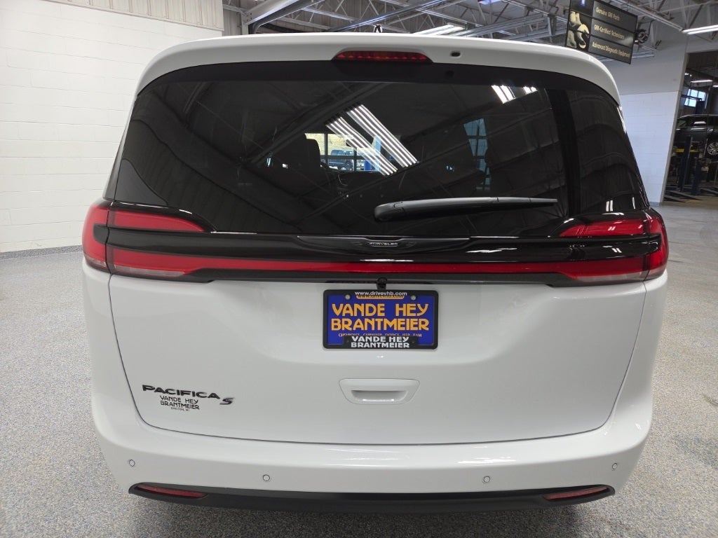 2026 Chrysler Pacifica PACIFICA SELECT