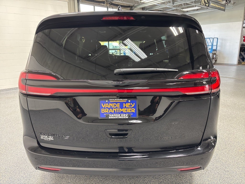 2026 Chrysler Pacifica PACIFICA SELECT