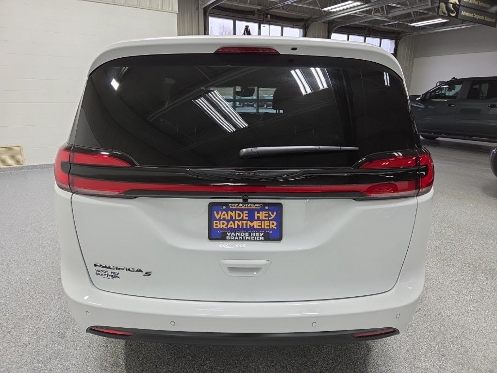 2026 Chrysler Pacifica PACIFICA SELECT
