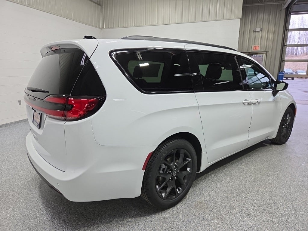 2026 Chrysler Pacifica PACIFICA SELECT