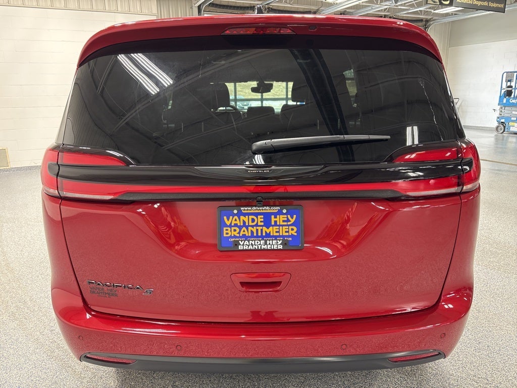 2026 Chrysler Pacifica PACIFICA SELECT