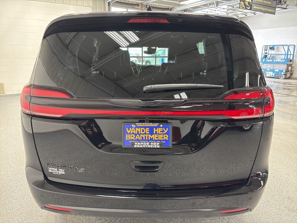 2026 Chrysler Pacifica PACIFICA SELECT