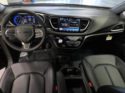 2026 Chrysler Voyager VOYAGER LX