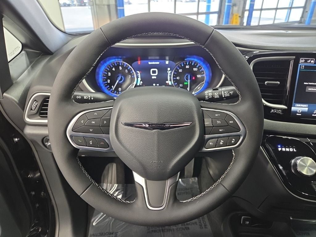 2026 Chrysler Voyager VOYAGER LX