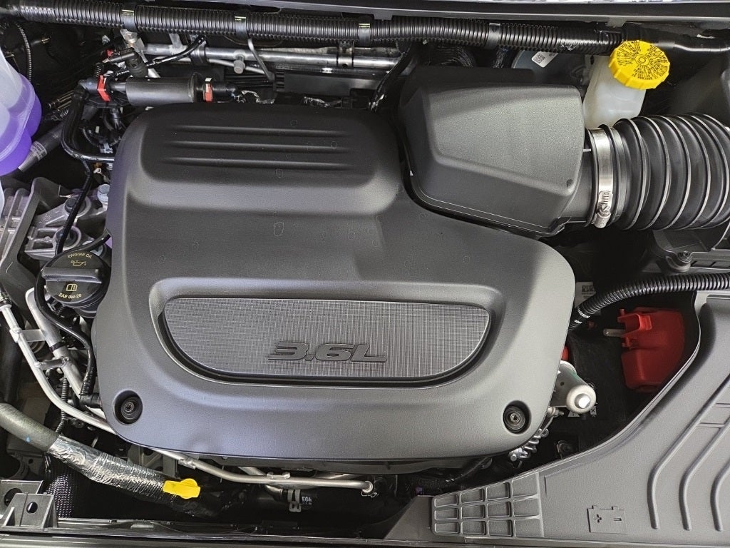 2026 Chrysler Voyager VOYAGER LX