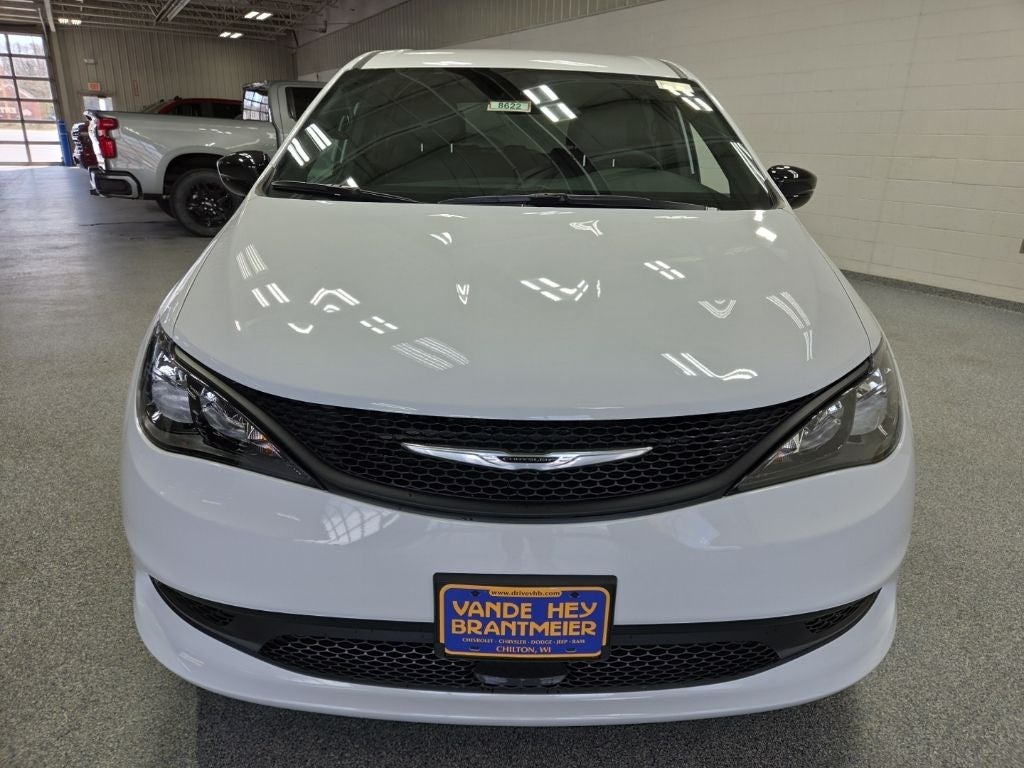 2026 Chrysler Voyager VOYAGER LX