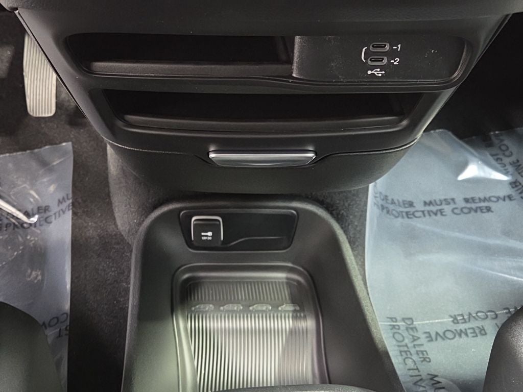 2026 Chrysler Voyager VOYAGER LX