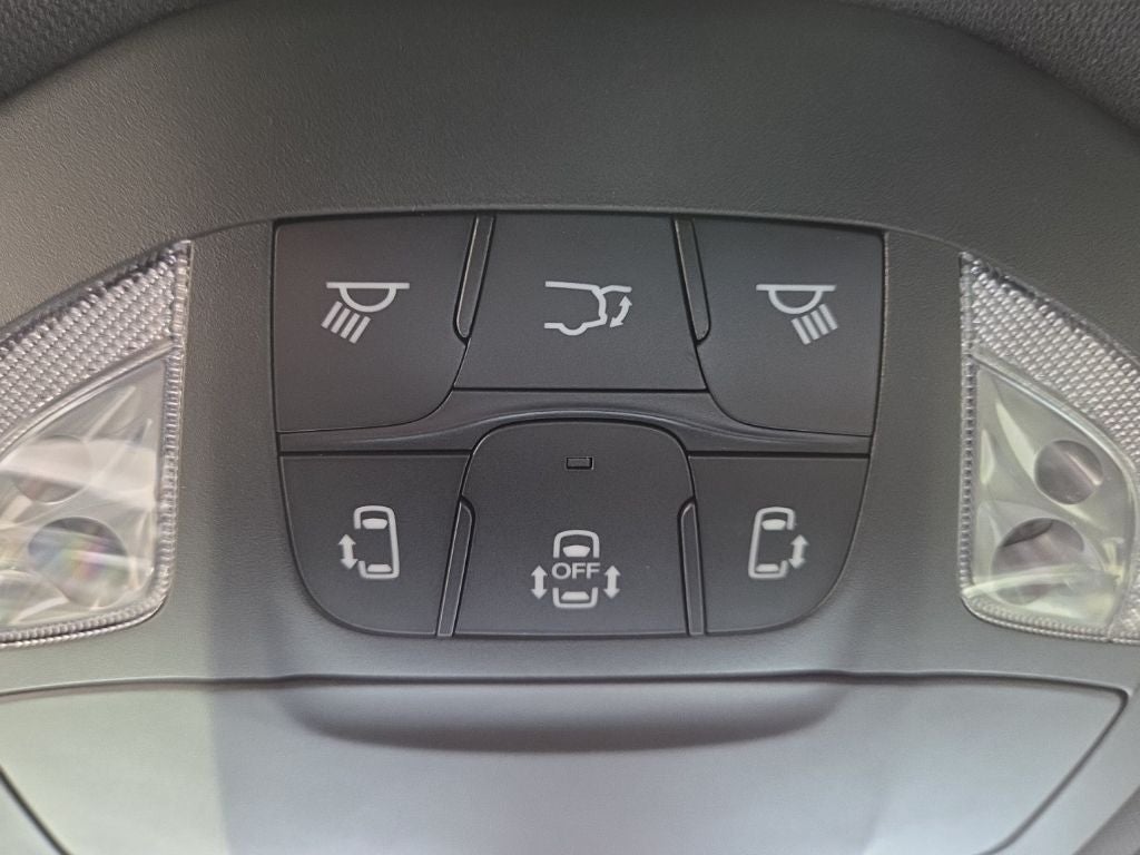 2026 Chrysler Voyager VOYAGER LX