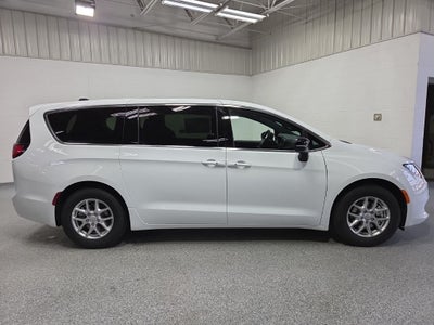 2026 Chrysler Voyager VOYAGER LX