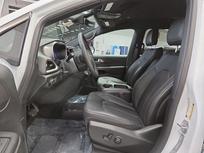 2026 Chrysler Voyager VOYAGER LX