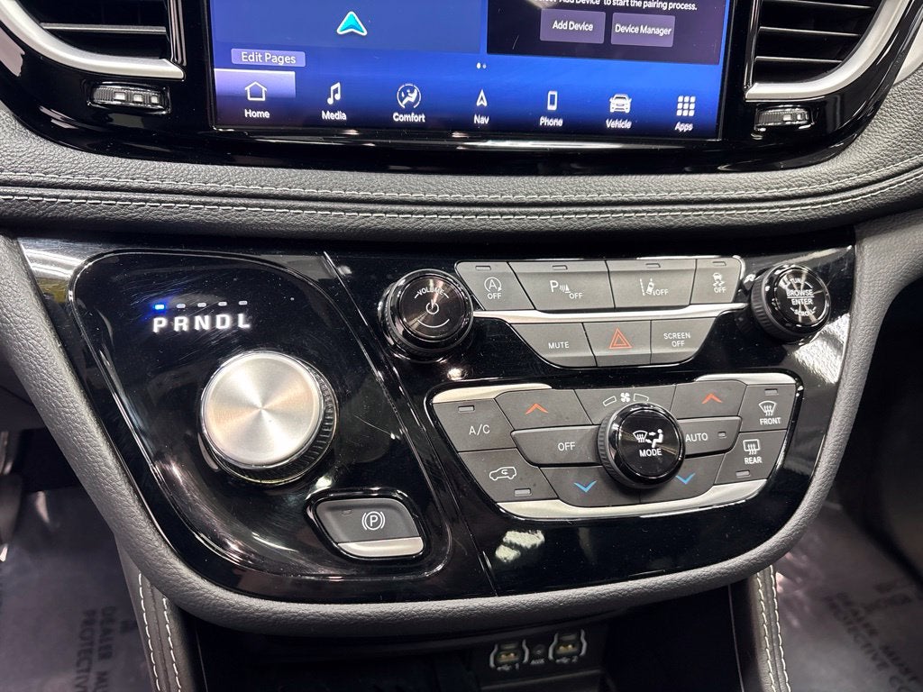 2025 Chrysler Pacifica Limited