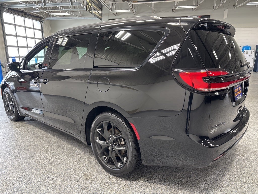 2025 Chrysler Pacifica Limited