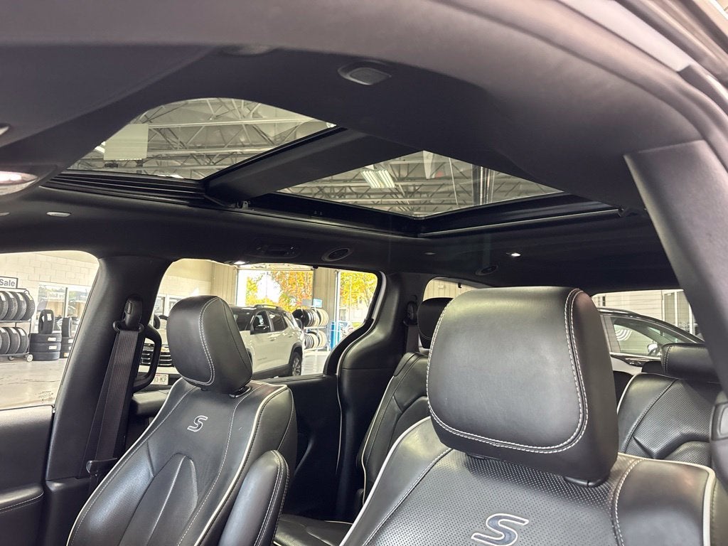 2025 Chrysler Pacifica Limited