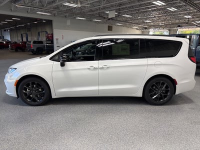 2026 Chrysler Pacifica PACIFICA LIMITED