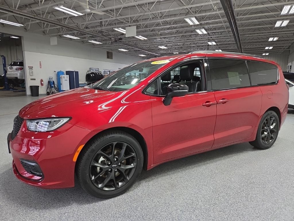2025 Chrysler Pacifica Limited