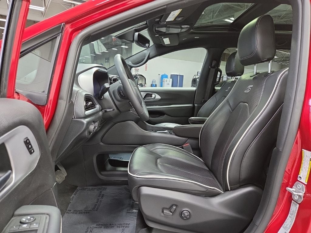 2025 Chrysler Pacifica Limited