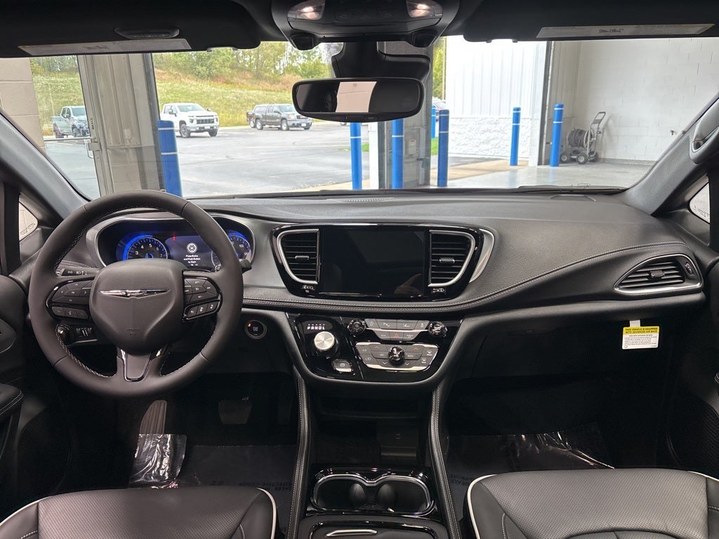 2026 Chrysler Pacifica PACIFICA LIMITED