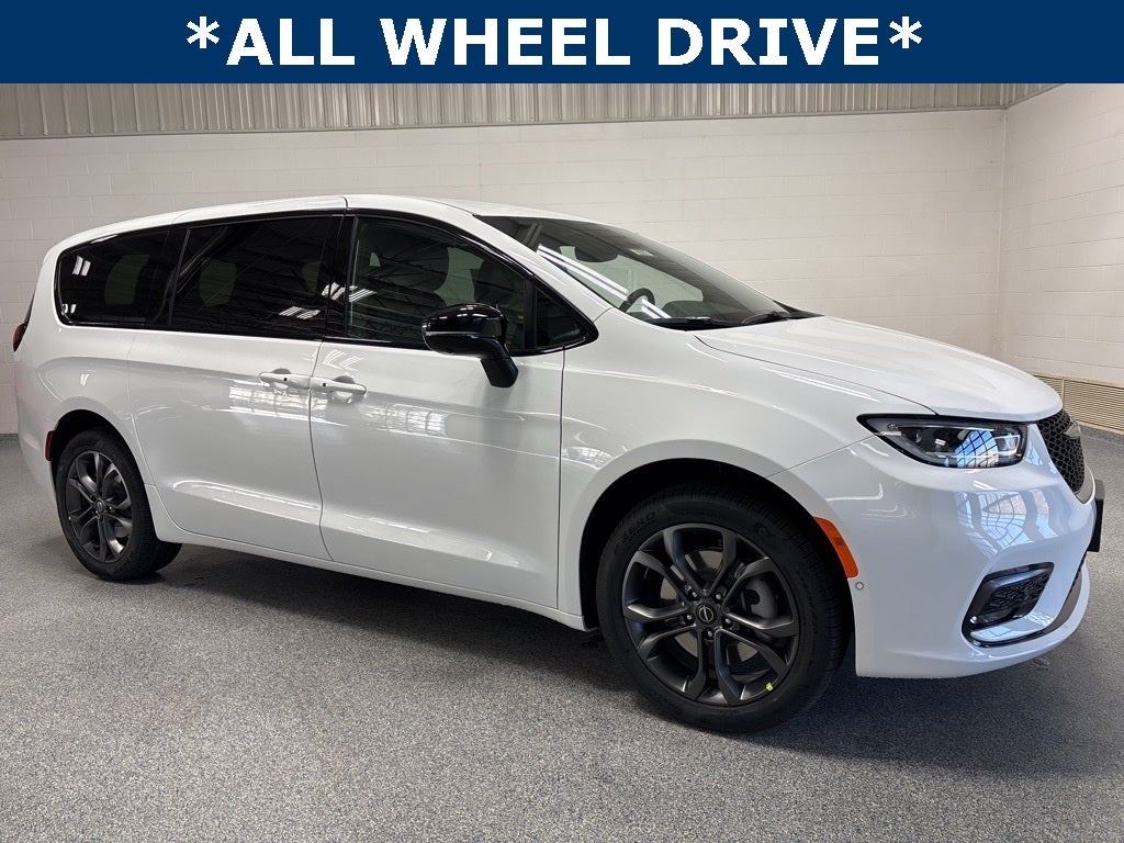 2026 Chrysler Pacifica PACIFICA SELECT AWD