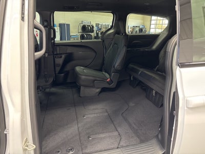 2026 Chrysler Pacifica PACIFICA SELECT AWD