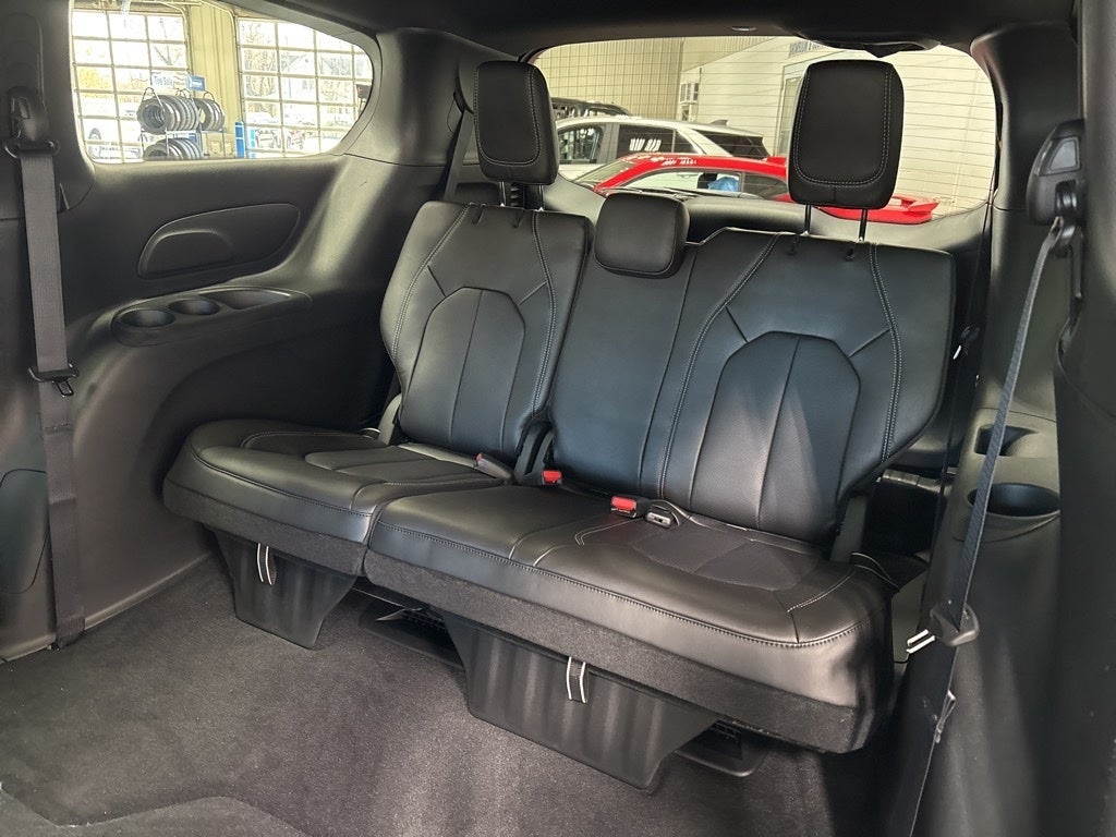 2026 Chrysler Pacifica PACIFICA SELECT AWD