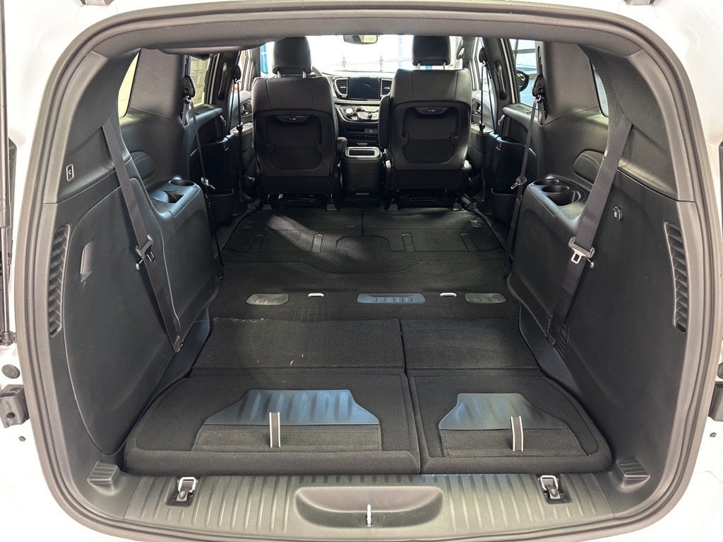 2026 Chrysler Pacifica PACIFICA SELECT AWD