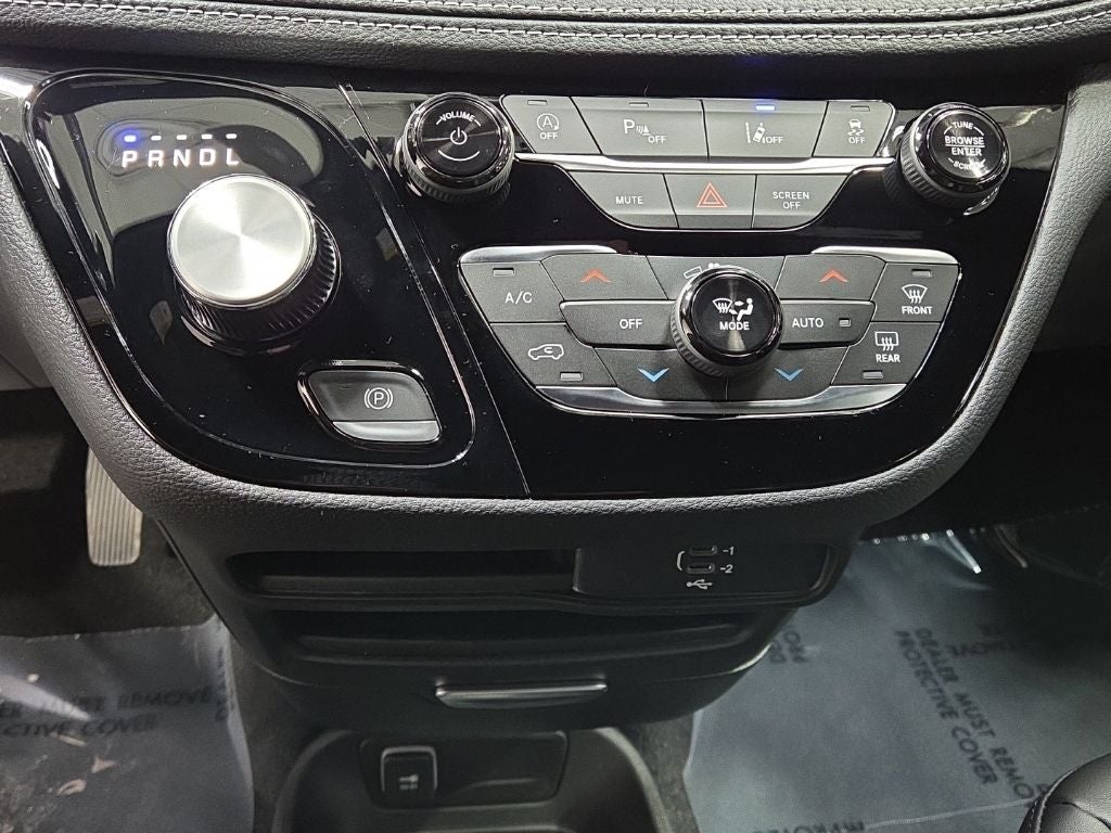 2026 Chrysler Pacifica PACIFICA SELECT AWD