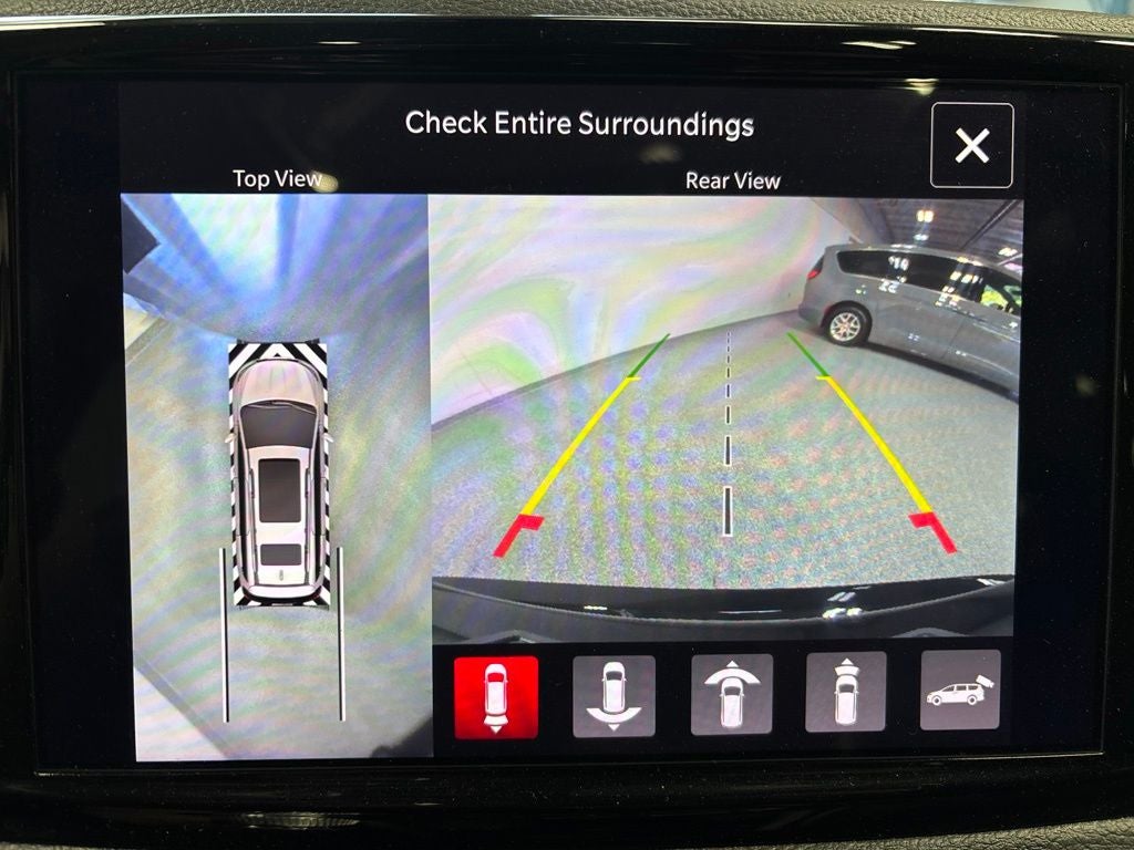 2024 Chrysler Pacifica Limited AWD