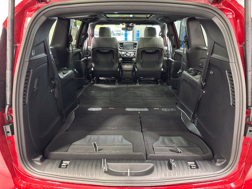 2027 Chrysler Pacifica PACIFICA LIMITED AWD