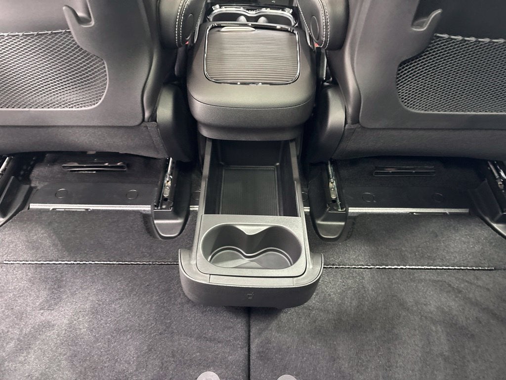 2027 Chrysler Pacifica PACIFICA LIMITED AWD