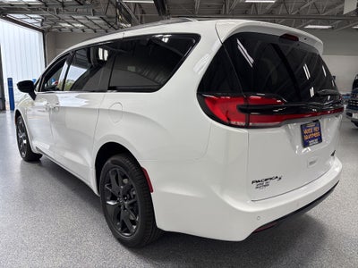 2026 Chrysler Pacifica PACIFICA LIMITED AWD