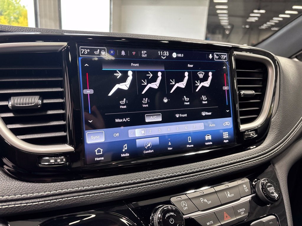 2027 Chrysler Pacifica PACIFICA LIMITED AWD