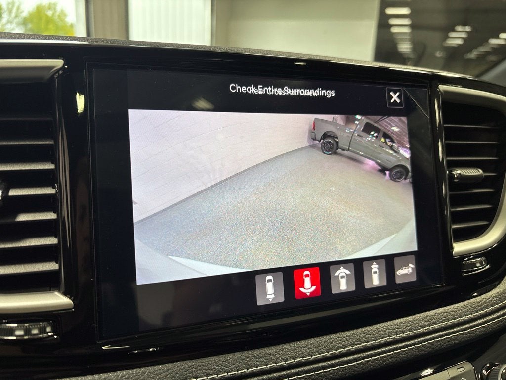 2027 Chrysler Pacifica PACIFICA LIMITED AWD